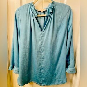 Women’s blouse from LOFT. Size small. Color blue/teal.